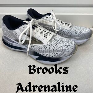 Brooks Womens GTS 24, Running Walking Shoe Sneaker, 8 1/2 Med, White/Grey/Black